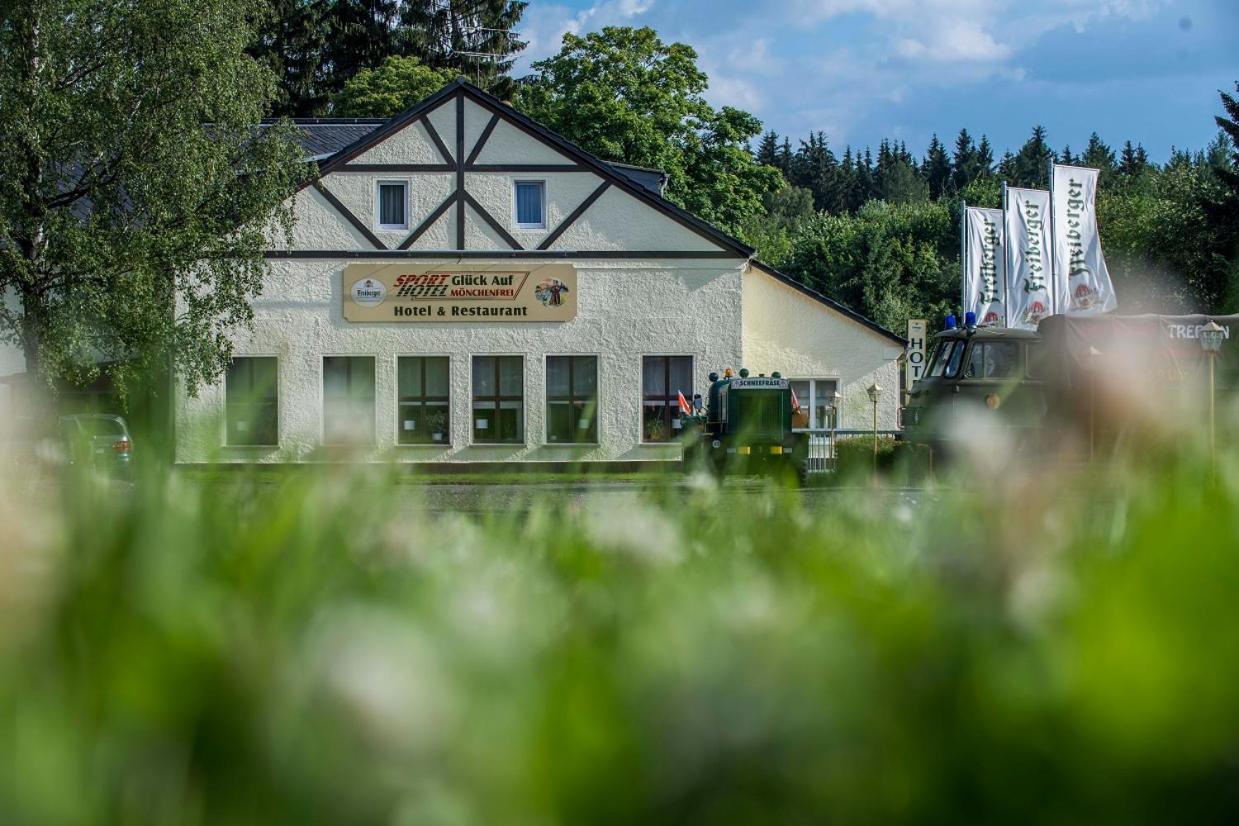 Sporthotel Glueck Auf Moenchenfrei Brand-Erbisdorf ภายนอก รูปภาพ