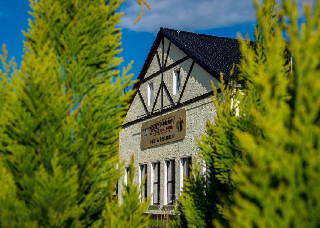Sporthotel Glueck Auf Moenchenfrei Brand-Erbisdorf ภายนอก รูปภาพ